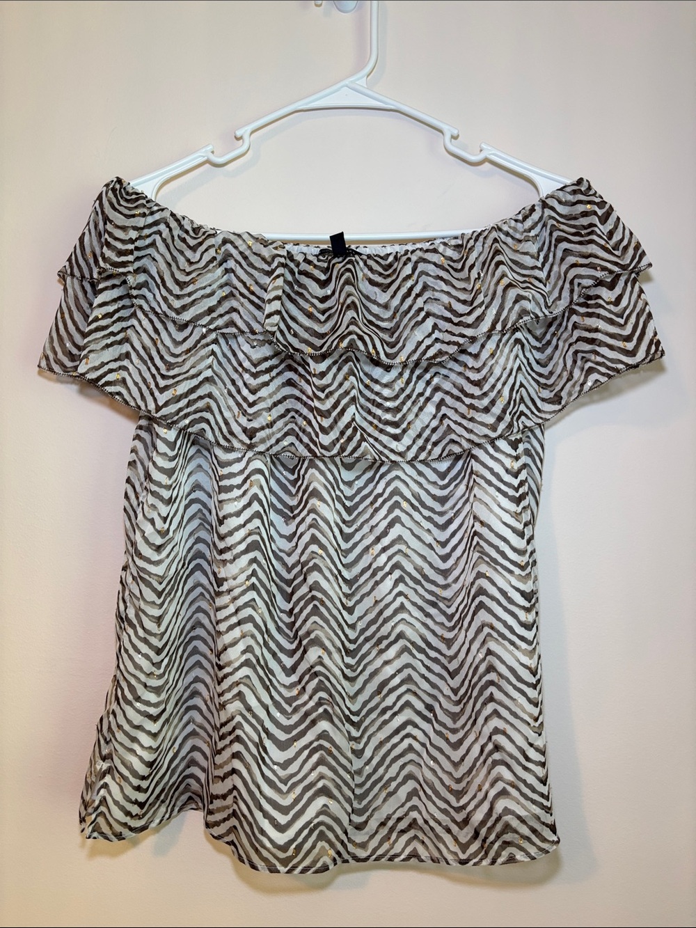 White House Black Market Off-Shoulder Chevron Print- White & Brown w/metallic